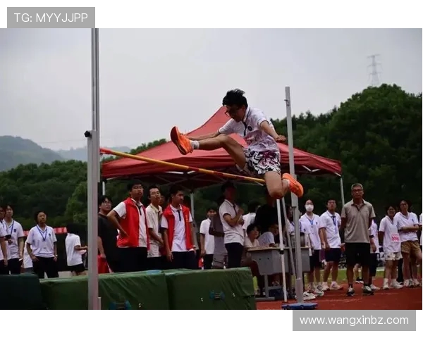 青春竞技展风采奋勇拼搏谱写赛场荣耀篇章