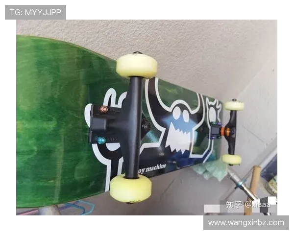 杭州滑板队以97分领跑滑板精英赛积分榜展现强劲实力 杭州滑板队以97分领跑滑板精英赛积分榜展现强劲实力