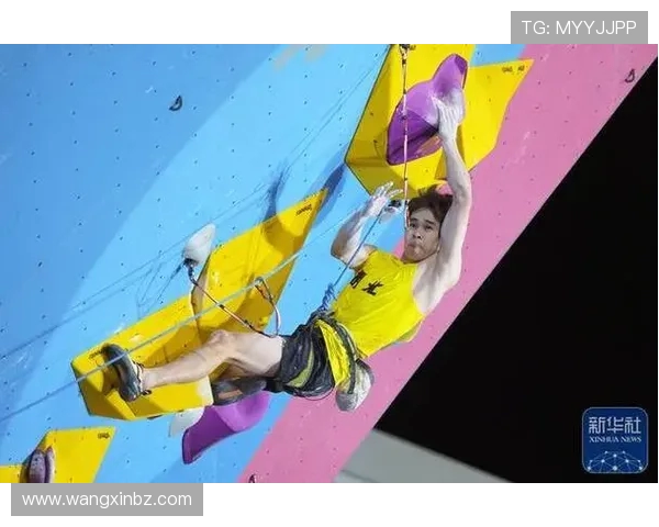 重庆攀岩队在世界滑板锦标赛中的灵活性表现引发热议与关注 重庆攀岩队在世界滑板锦标赛中的灵活性表现引发热议与关注